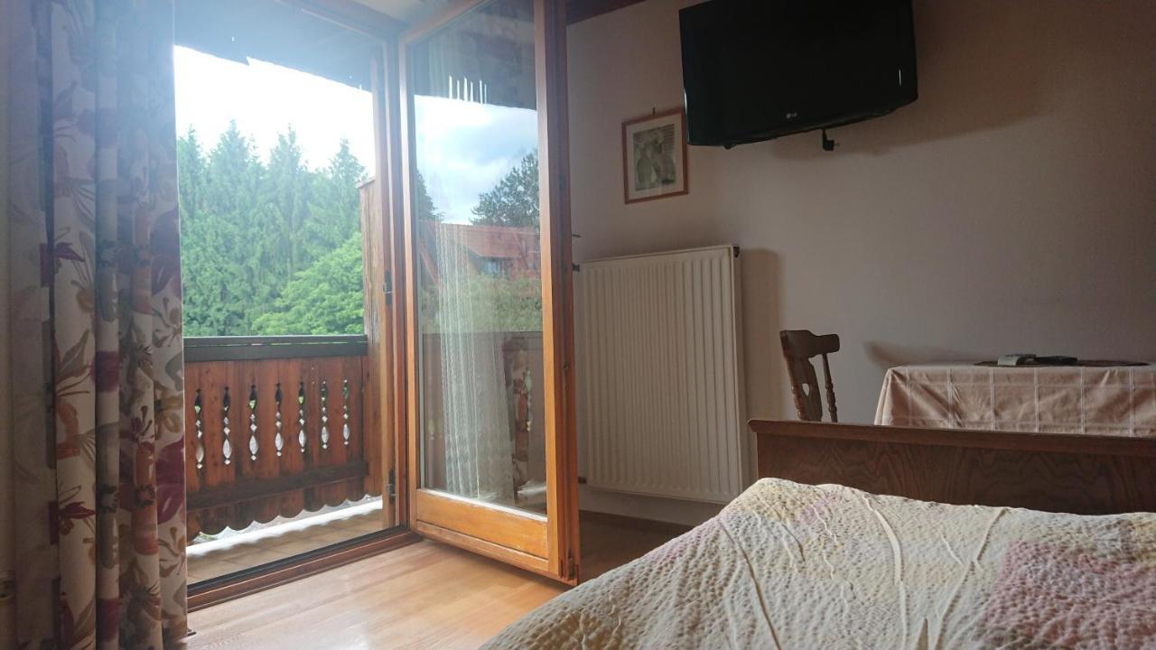 Gaestehaus Der Gamser Winzerstube Bad Gams Exteriör bild